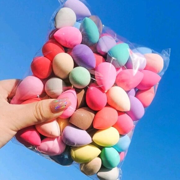 50 Piece Mini Beauty Blenders - Picture 1 of 5